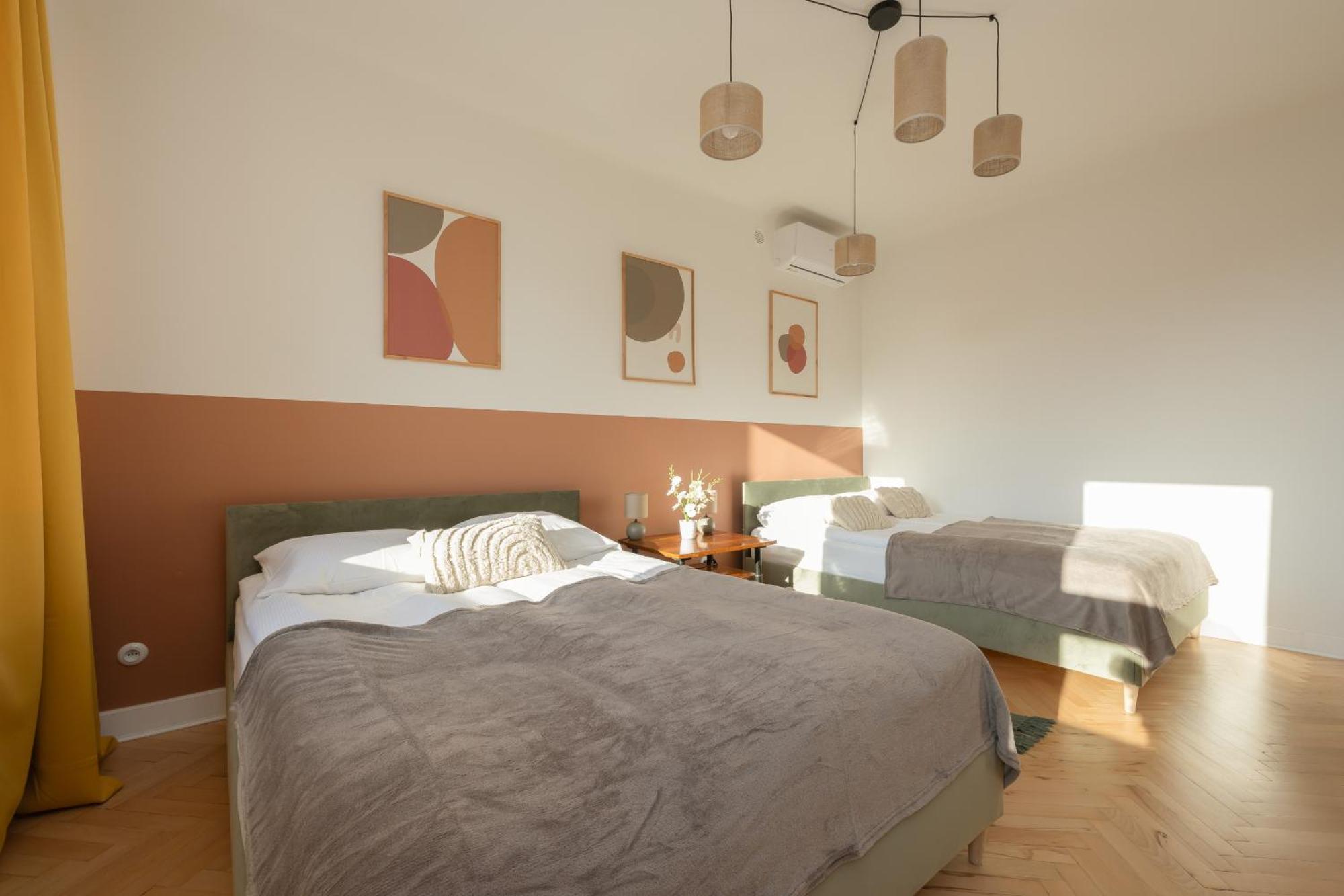 ורשה Apartment For 6 People Near Royal Baths Park By Renters Prestige מראה חיצוני תמונה